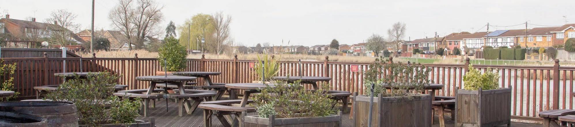 Oyster Fleet Hotel Canvey Island Exterior foto